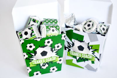 aw_soccer_favor-boxes_01